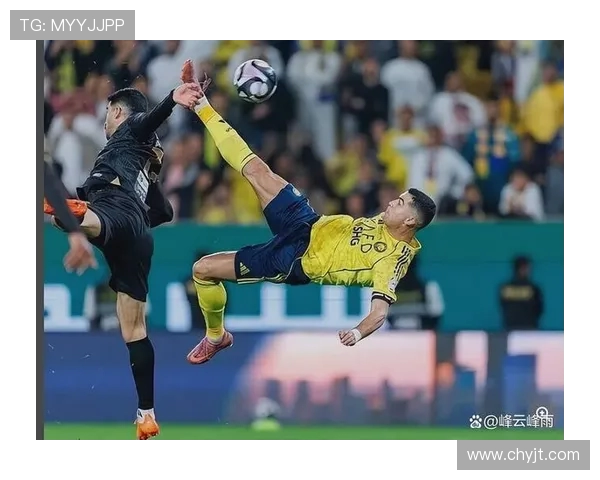 足球风云再起：全球顶级联赛激战正酣，明星球员引领新赛季潮流