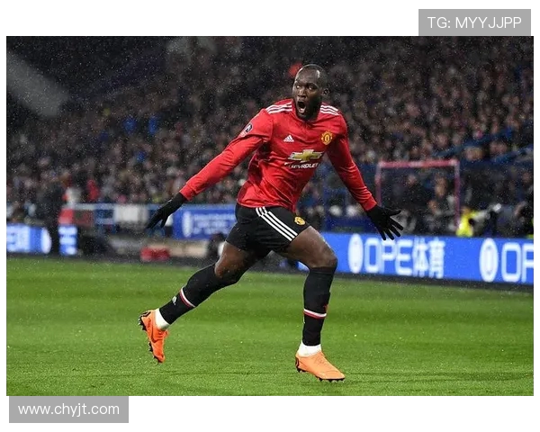 卢卡库重返赛场展现实力球迷期待他引领球队再创辉煌 卢卡库重返赛场展现实力球迷期待他引领球队再创辉煌